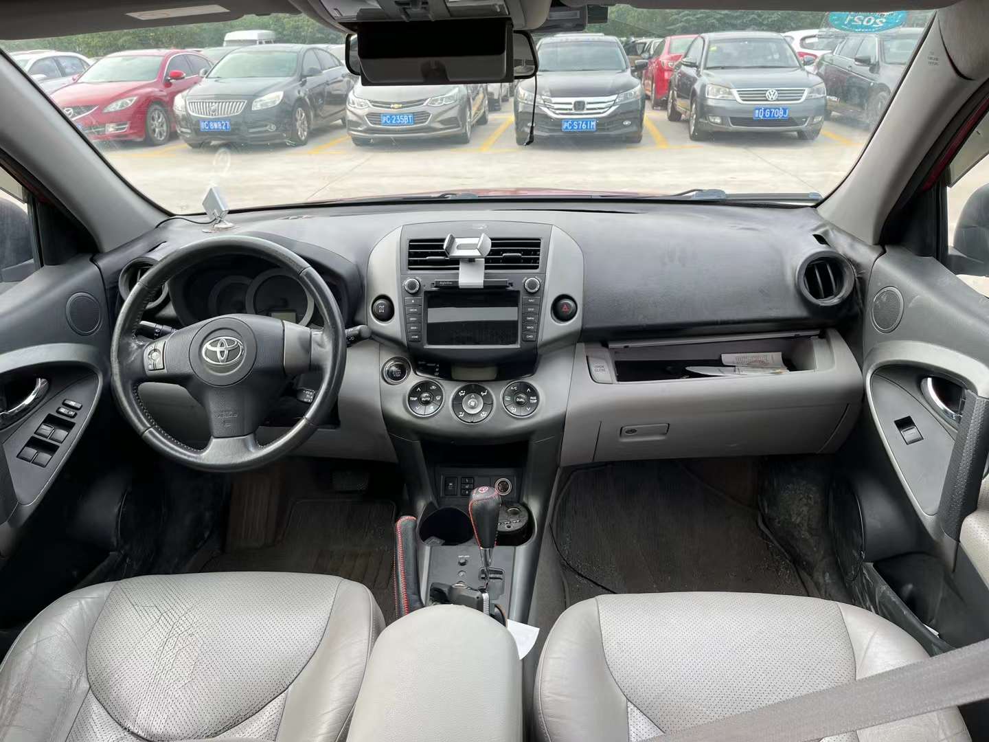 RAV4